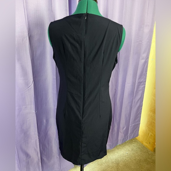 Sailor Style Sleeveless Dress - Picture 2 of 4